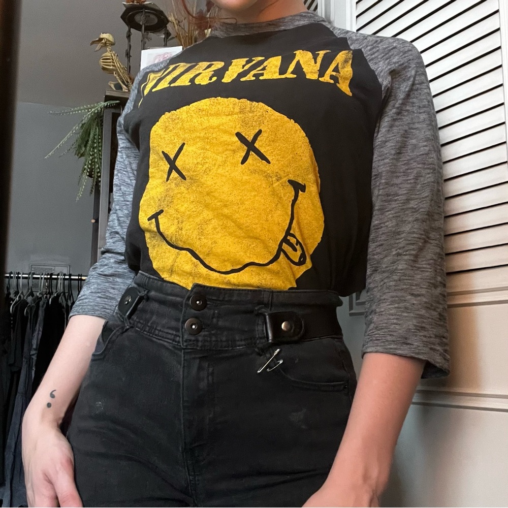 graphic tee